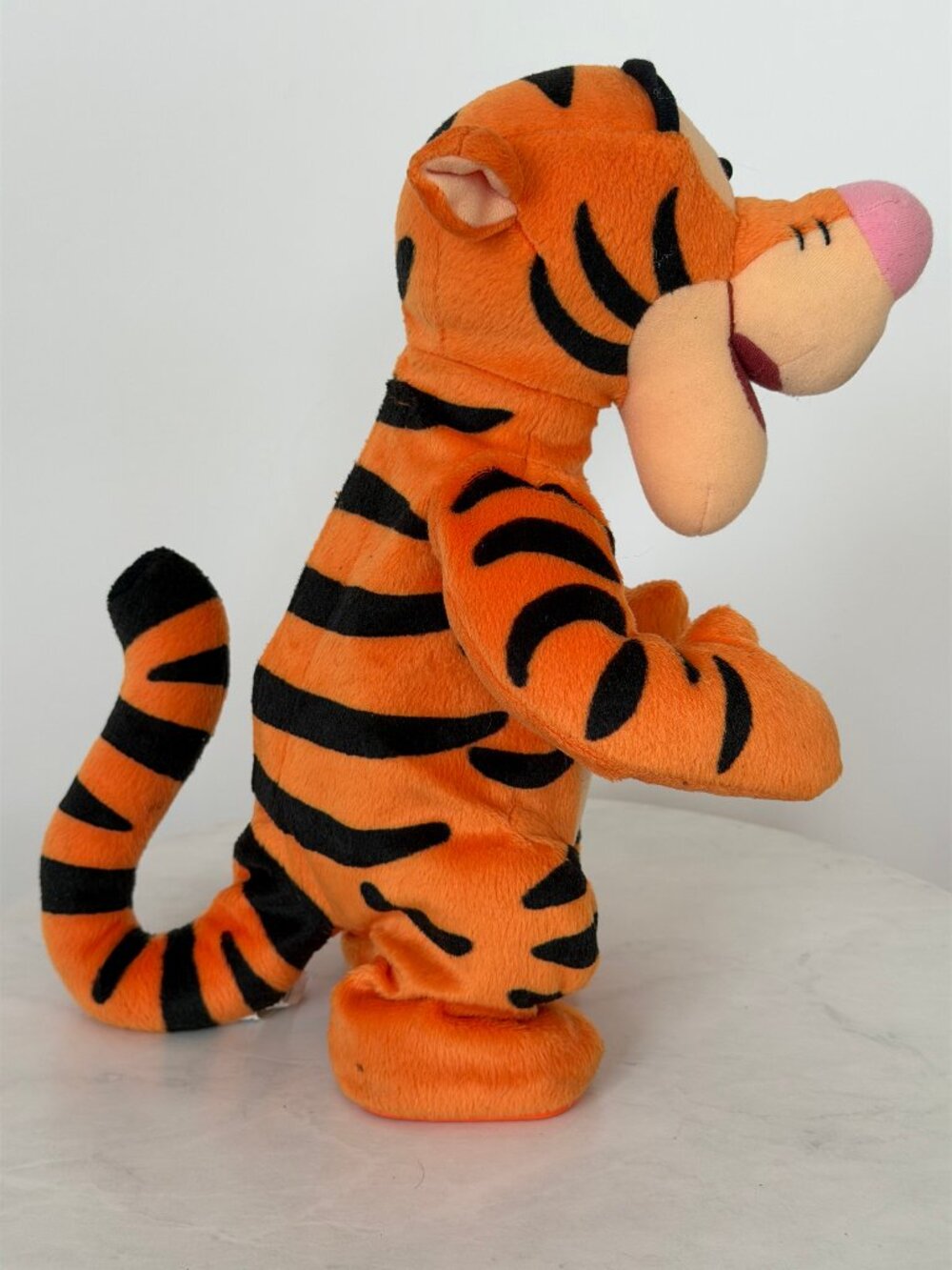 Vintage Disney Tigger Talking Plush Winnie Pooh Mattel 1998 Stuffed Animal Toy - Picture 6 of 14
